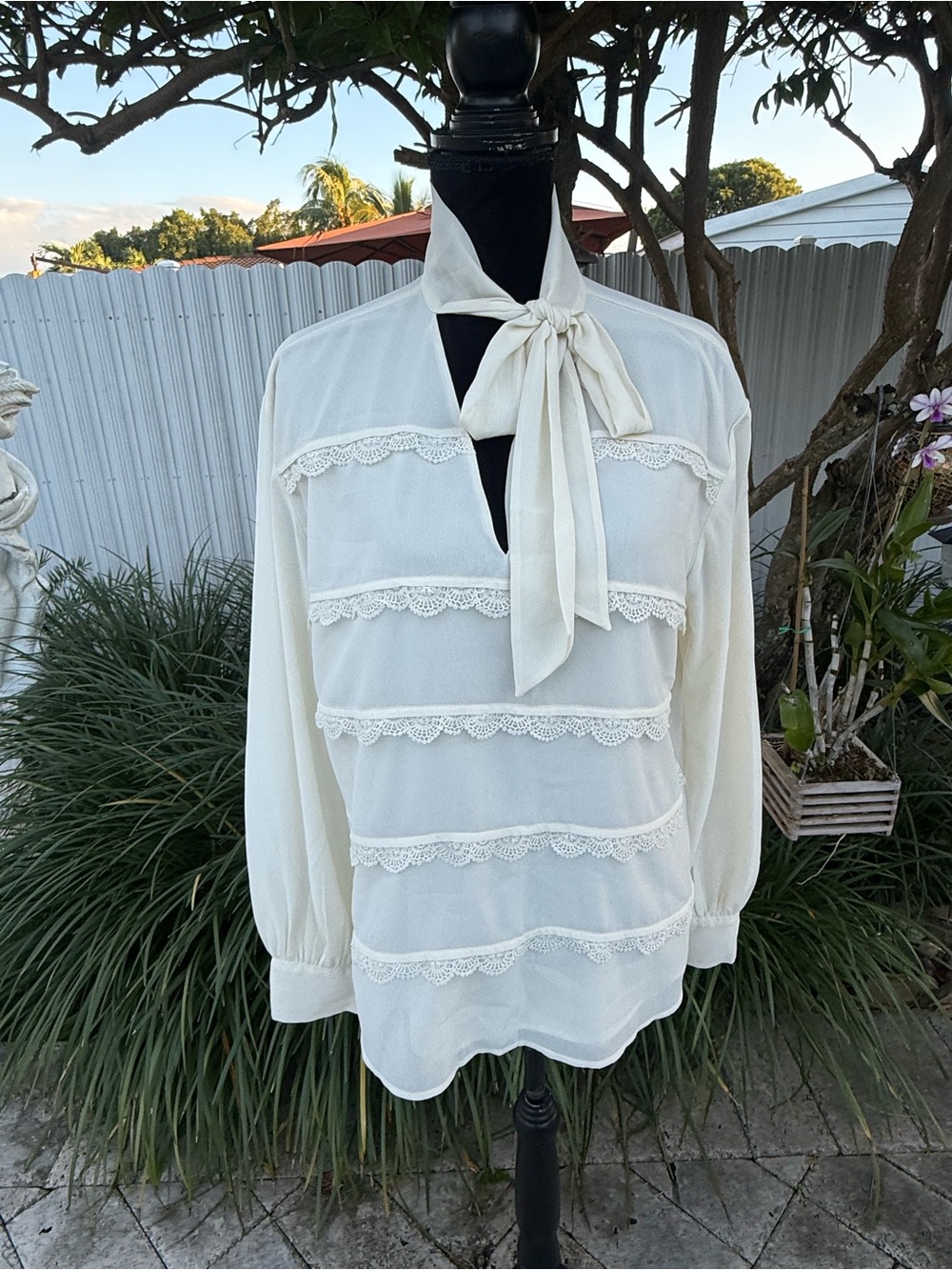 Ralph Lauren Cream Tie-Neck Lace-Trim Blouse